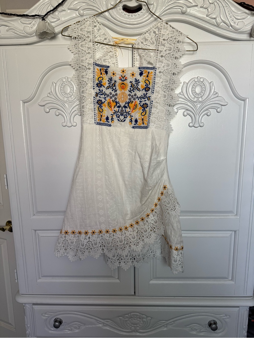 White Lace Mini Dress with Yellow & Blue Embroidery